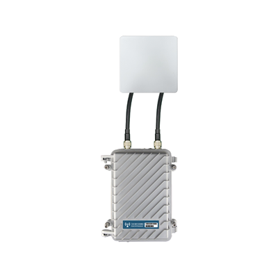 Industrial outdoor wireless bridge with directional antenna
